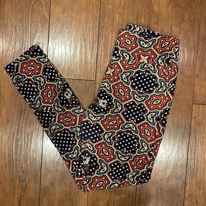 LULAROE Mickey OS leggings